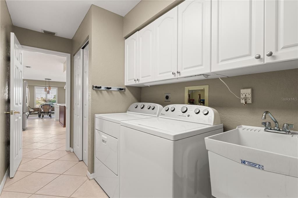 待售: $539,000 (3 贝兹, 2 浴室, 2063 平方英尺)