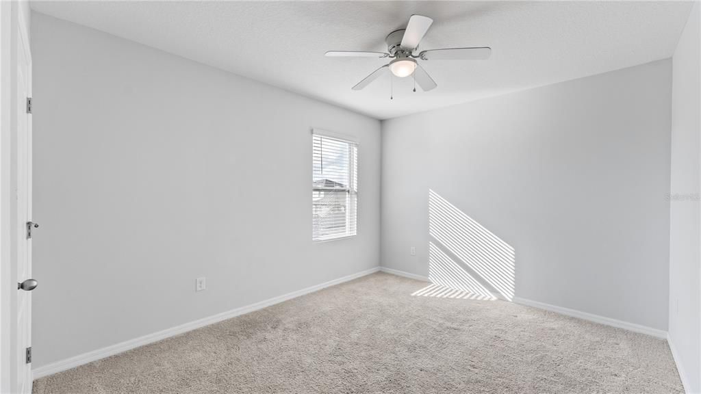 For Rent: $2,700 (5 beds, 3 baths, 2841 Square Feet)