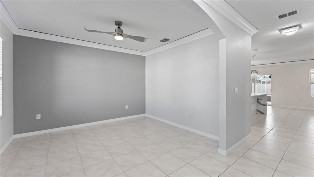 For Rent: $2,700 (5 beds, 3 baths, 2841 Square Feet)