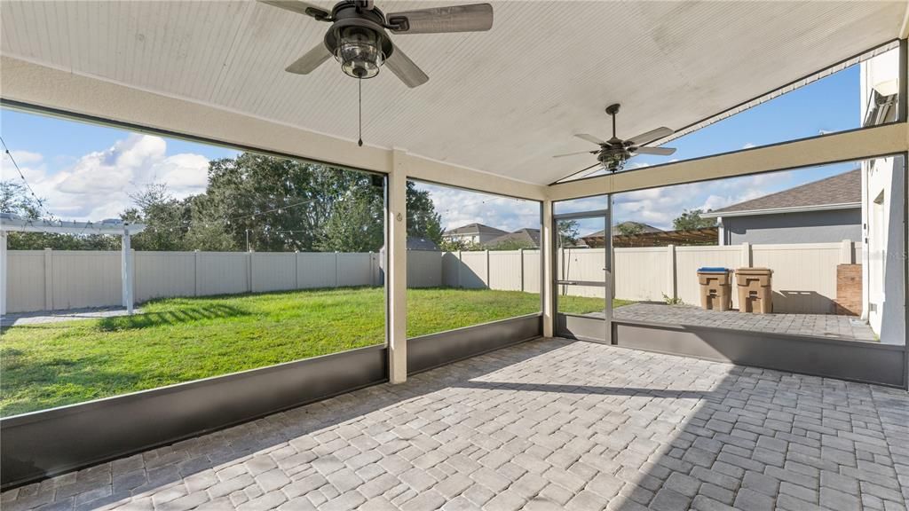 For Rent: $2,700 (5 beds, 3 baths, 2841 Square Feet)