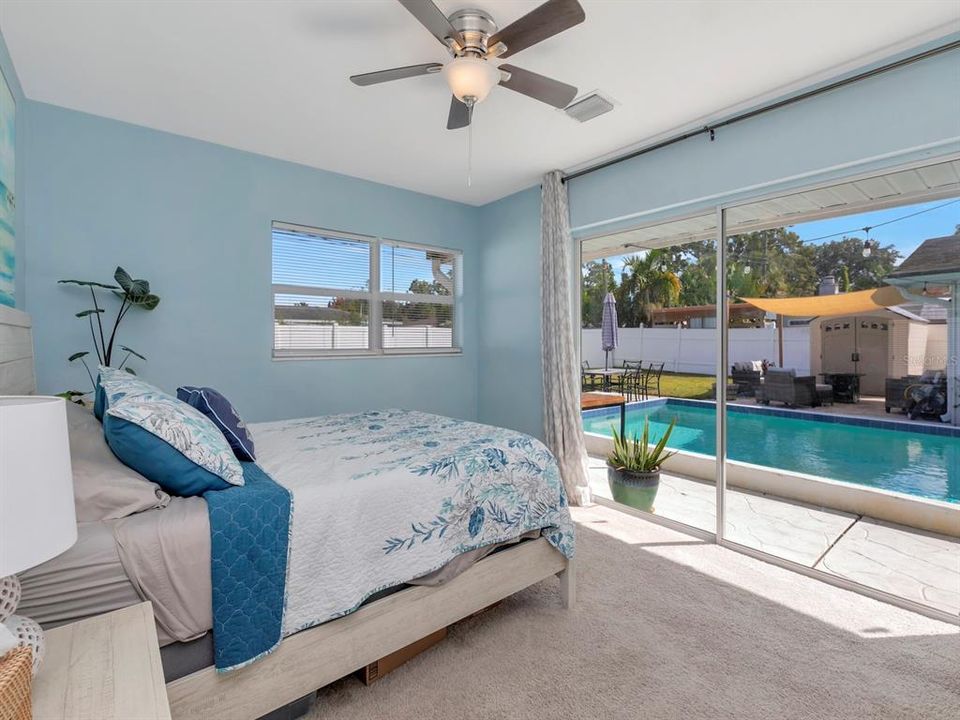 Active With Contract: $435,000 (3 beds, 2 baths, 1484 Square Feet)