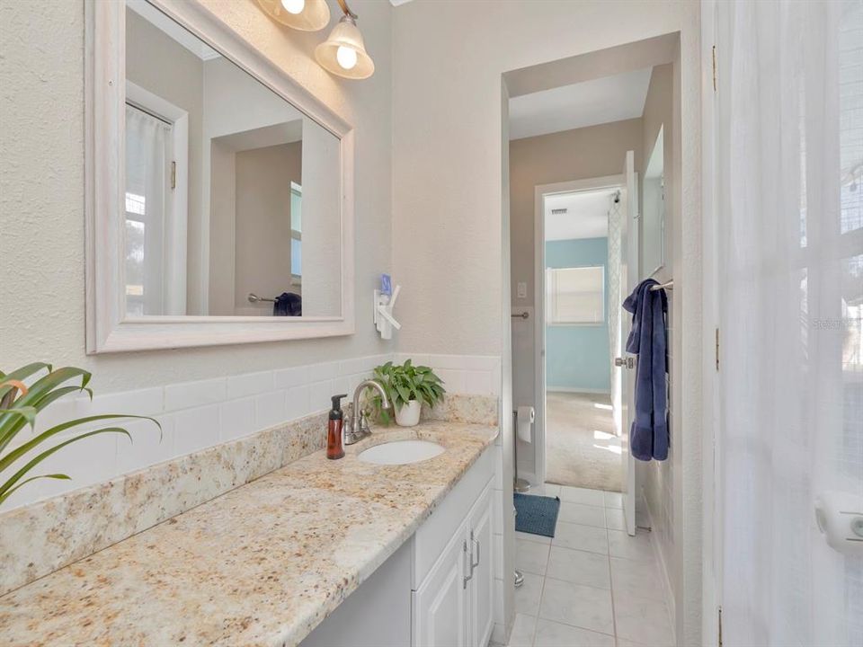 Active With Contract: $435,000 (3 beds, 2 baths, 1484 Square Feet)