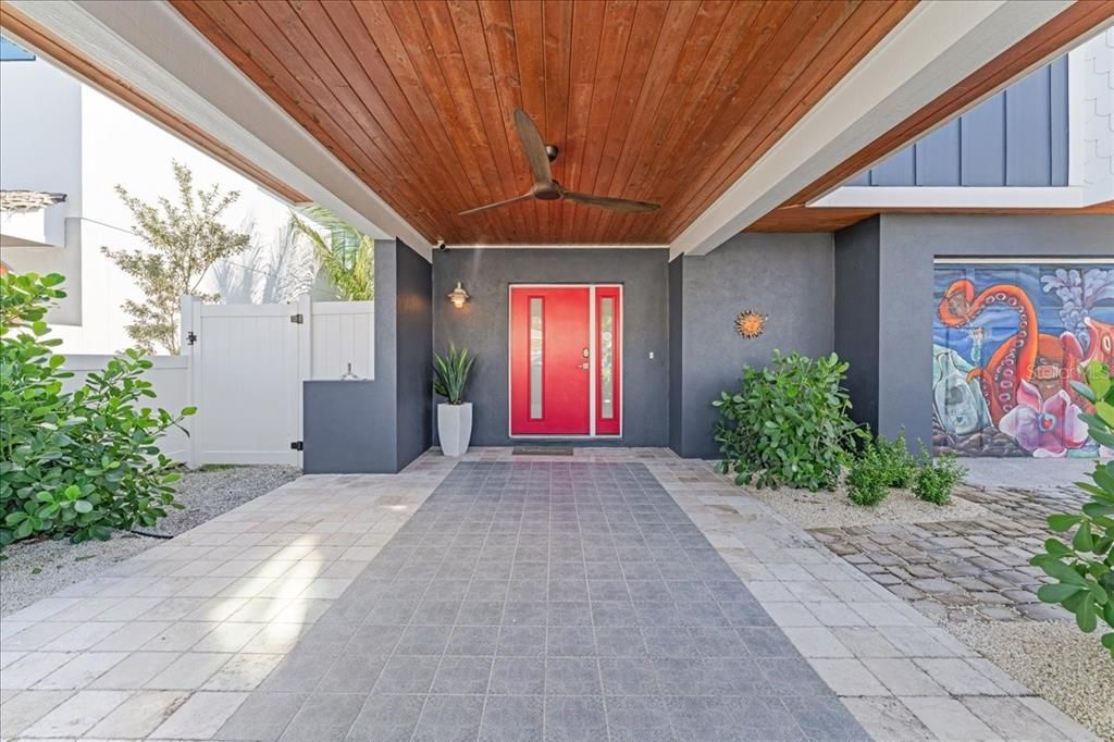 For Sale: $3,895,000 (3 beds, 3 baths, 2263 Square Feet)