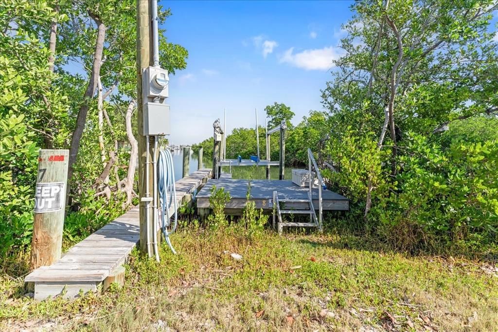 For Sale: $3,895,000 (3 beds, 3 baths, 2263 Square Feet)