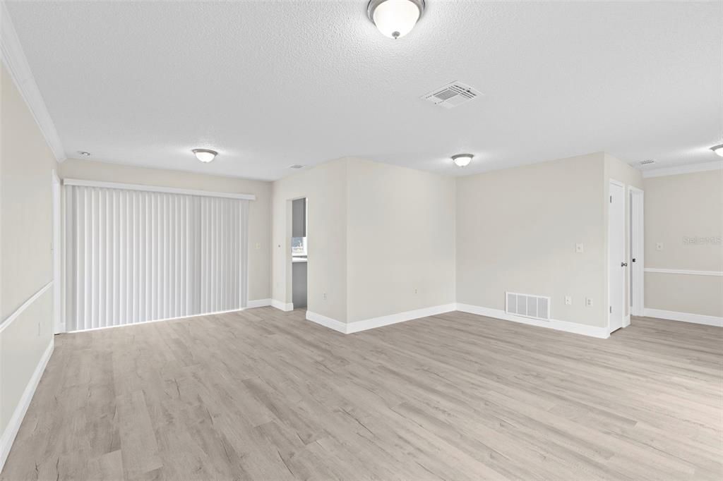 For Sale: $290,000 (3 beds, 2 baths, 1771 Square Feet)