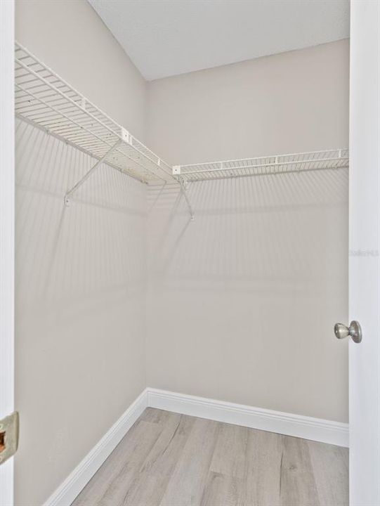 For Sale: $290,000 (3 beds, 2 baths, 1771 Square Feet)