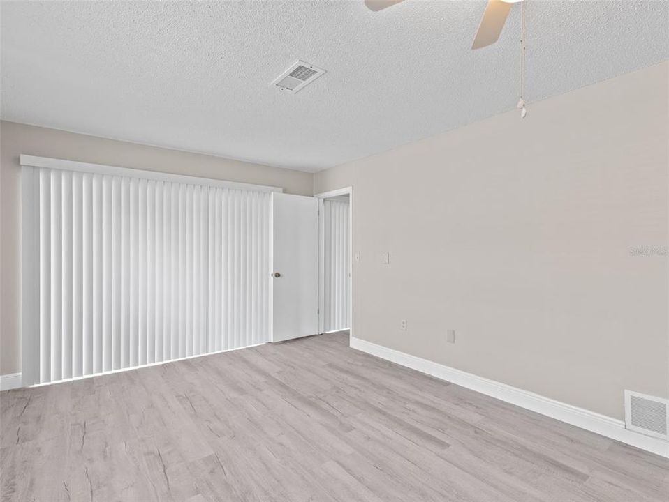 For Sale: $290,000 (3 beds, 2 baths, 1771 Square Feet)