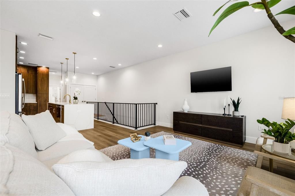 For Sale: $829,000 (4 beds, 3 baths, 1976 Square Feet)