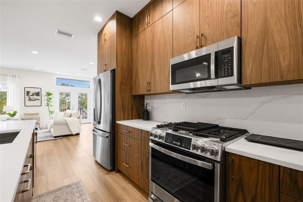 For Sale: $829,000 (4 beds, 3 baths, 1976 Square Feet)