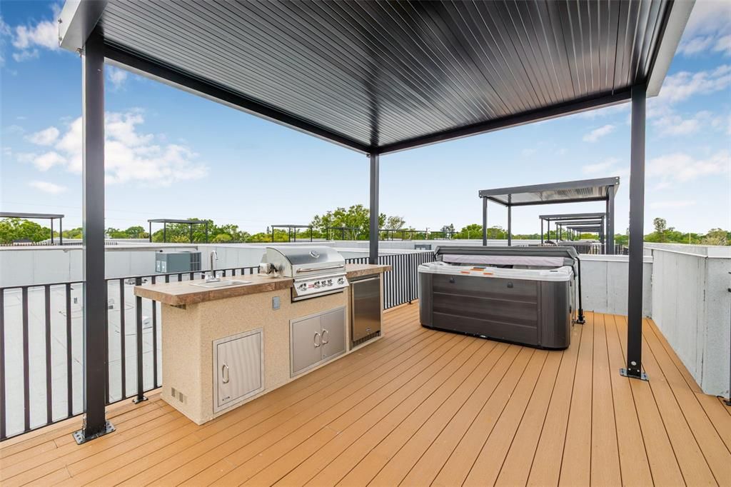 For Sale: $829,000 (4 beds, 3 baths, 1976 Square Feet)