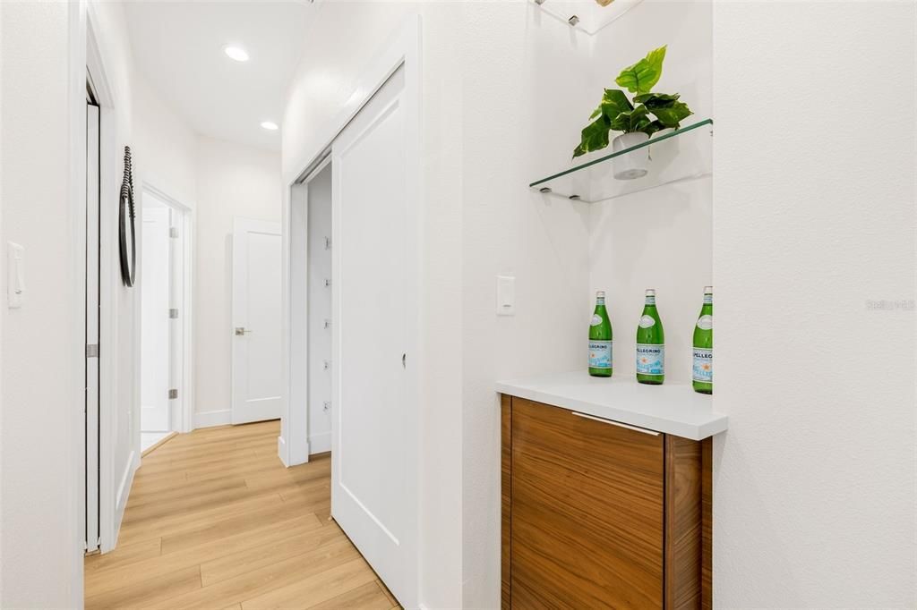 For Sale: $829,000 (4 beds, 3 baths, 1976 Square Feet)