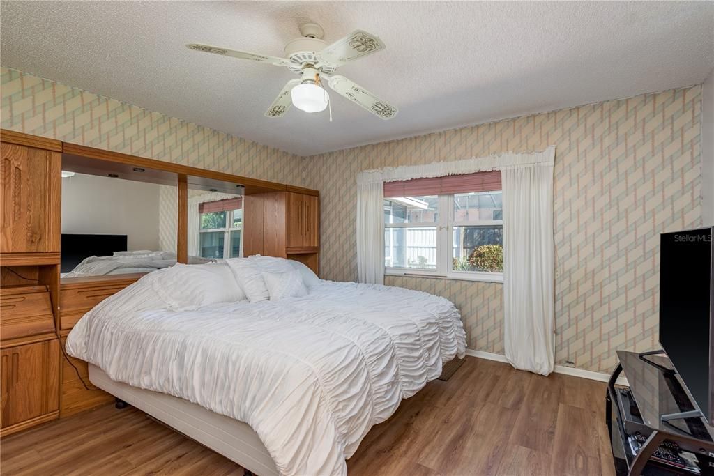 En Venta: $450,000 (3 camas, 2 baños, 1390 Pies cuadrados)