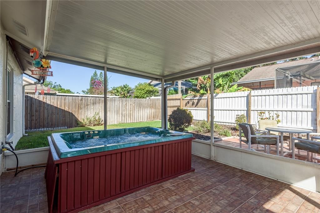 En Venta: $450,000 (3 camas, 2 baños, 1390 Pies cuadrados)