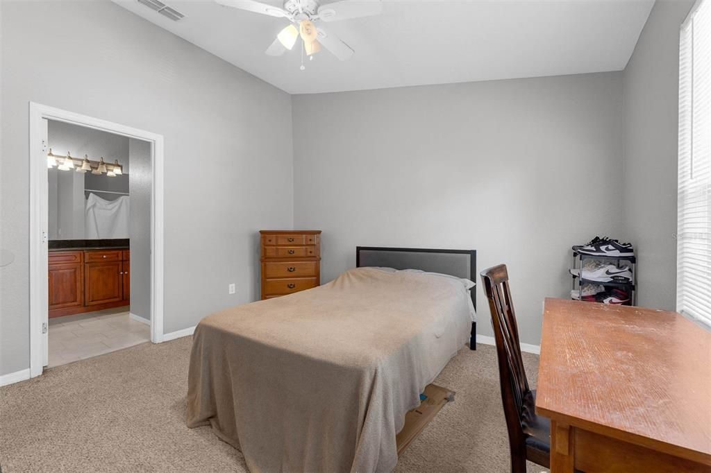 For Sale: $237,000 (3 beds, 2 baths, 1266 Square Feet)