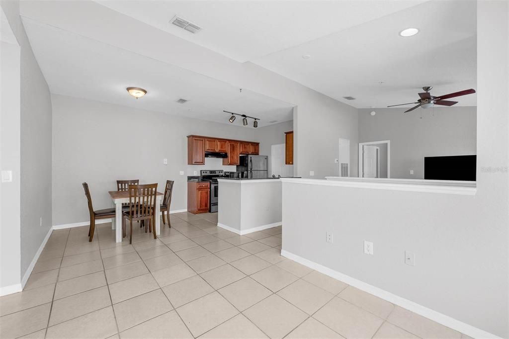 For Sale: $237,000 (3 beds, 2 baths, 1266 Square Feet)