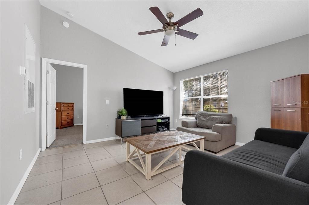 For Sale: $237,000 (3 beds, 2 baths, 1266 Square Feet)