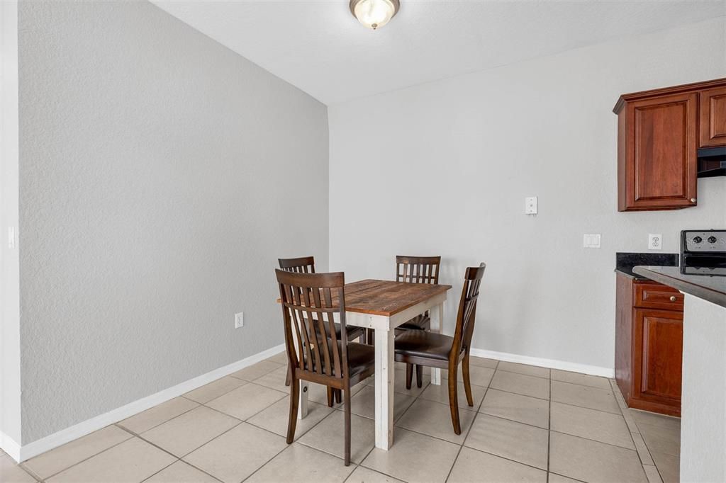 For Sale: $237,000 (3 beds, 2 baths, 1266 Square Feet)