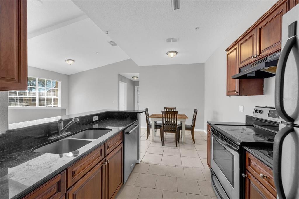 For Sale: $237,000 (3 beds, 2 baths, 1266 Square Feet)