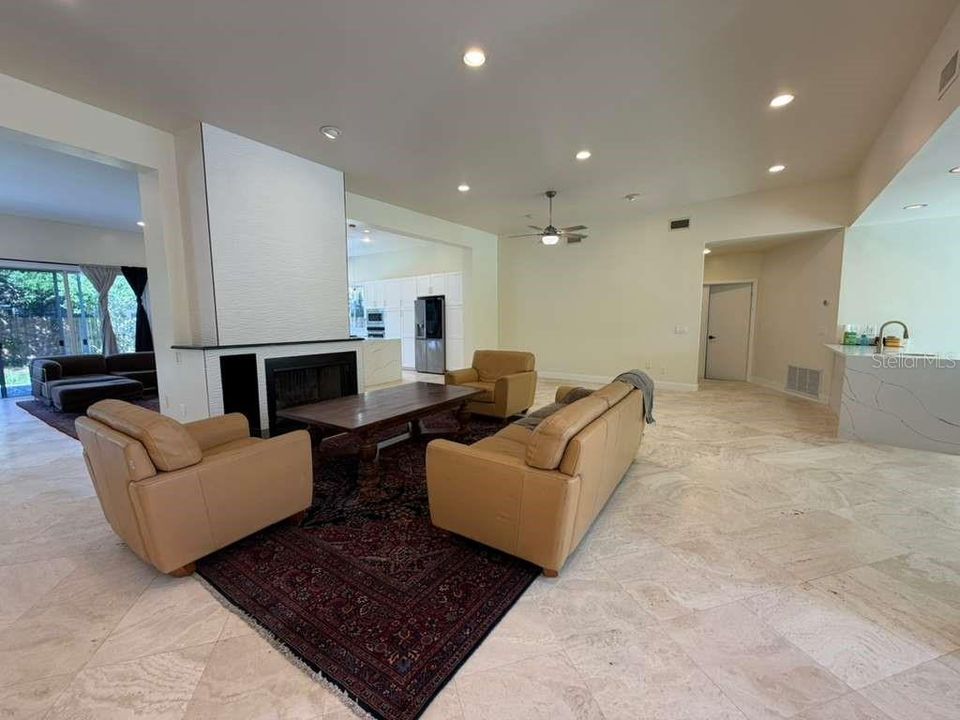 待售: $849,900 (4 贝兹, 3 浴室, 3924 平方英尺)