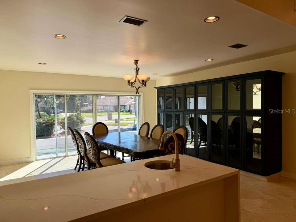 待售: $849,900 (4 贝兹, 3 浴室, 3924 平方英尺)