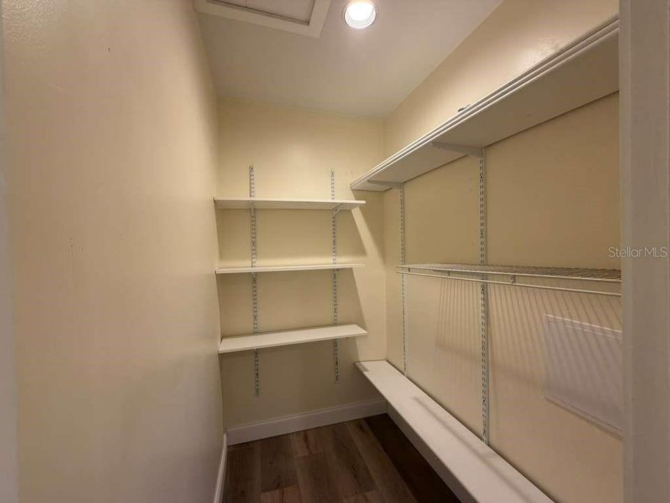 待售: $849,900 (4 贝兹, 3 浴室, 3924 平方英尺)