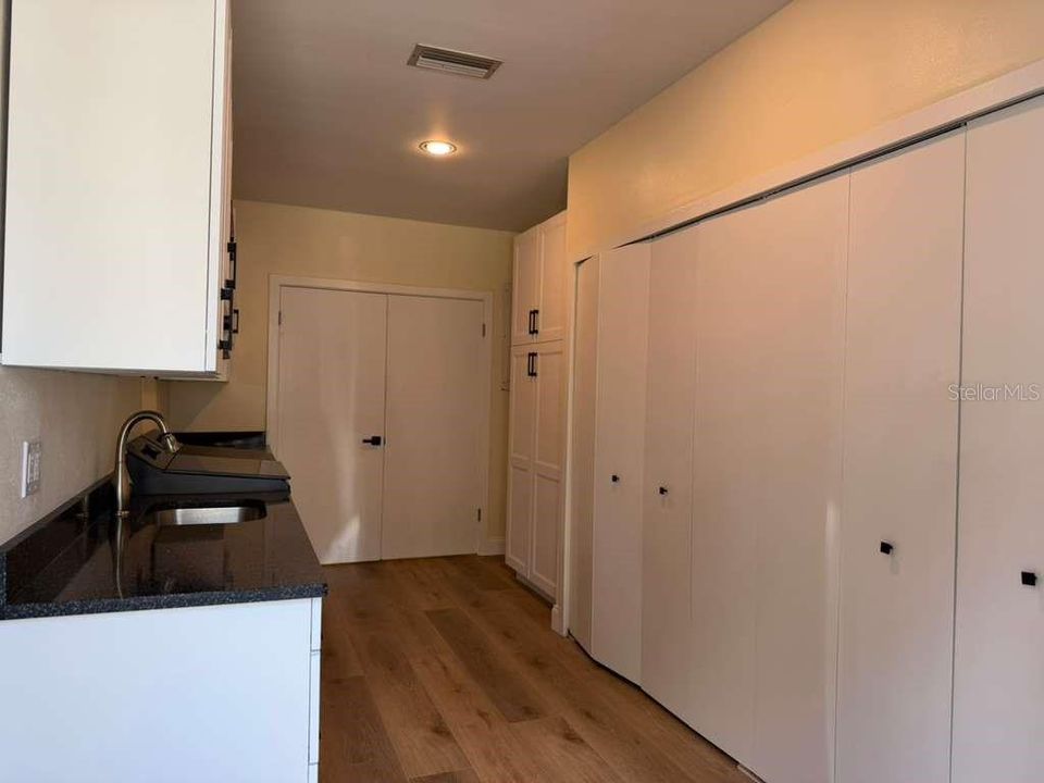 待售: $849,900 (4 贝兹, 3 浴室, 3924 平方英尺)