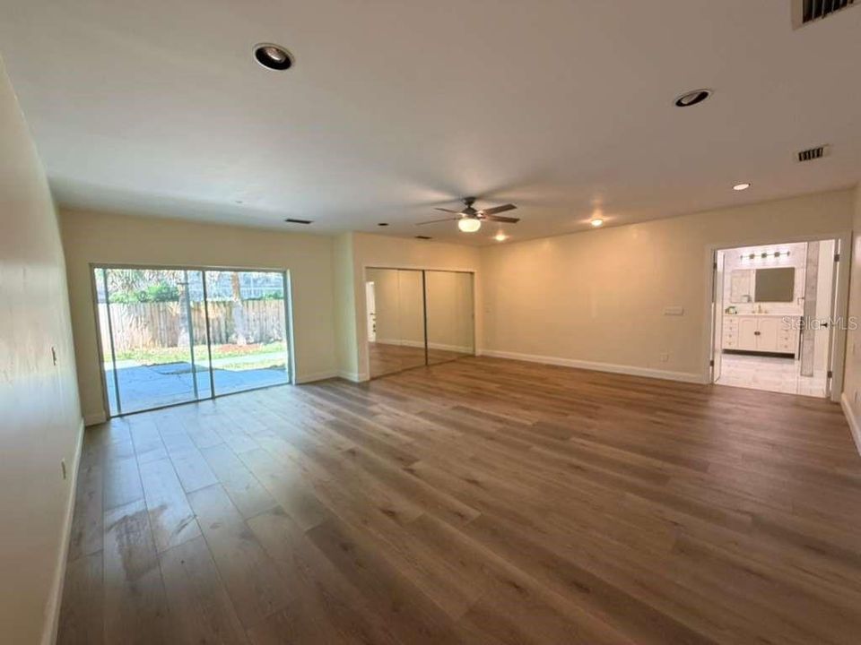 待售: $849,900 (4 贝兹, 3 浴室, 3924 平方英尺)