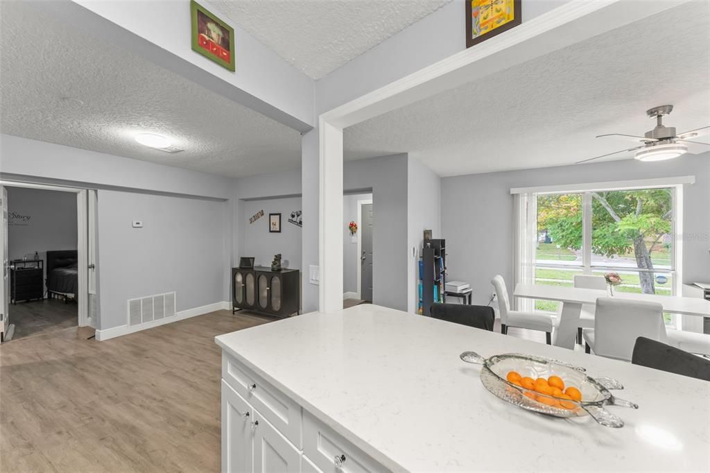 For Sale: $355,000 (4 beds, 3 baths, 1760 Square Feet)