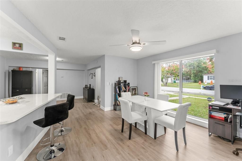 For Sale: $355,000 (4 beds, 3 baths, 1760 Square Feet)