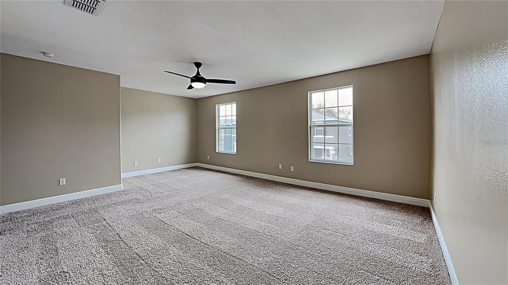 For Rent: $2,350 (3 beds, 2 baths, 1889 Square Feet)