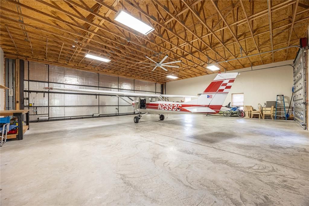 待售: $439,900 (1 贝兹, 1 浴室, 1744 平方英尺)