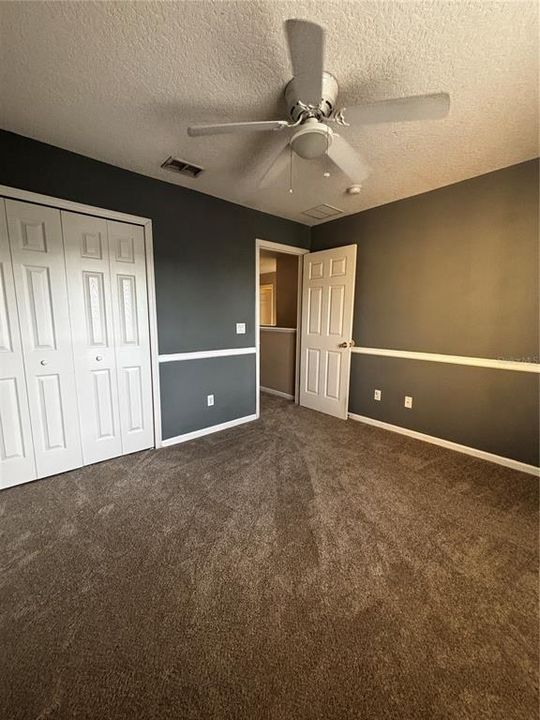 For Rent: $2,499 (5 beds, 2 baths, 1570 Square Feet)
