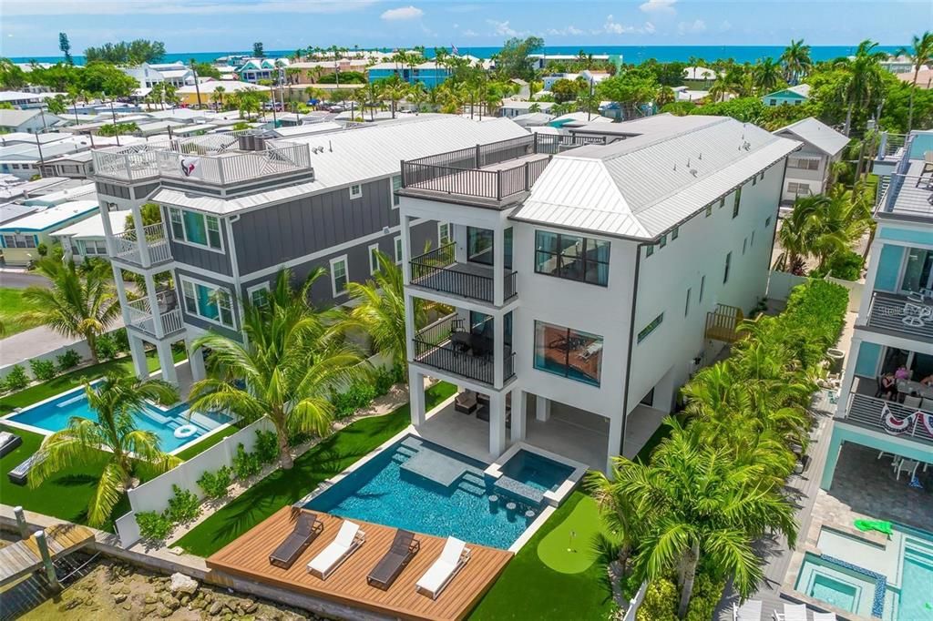 待售: $4,995,000 (8 贝兹, 8 浴室, 3500 平方英尺)