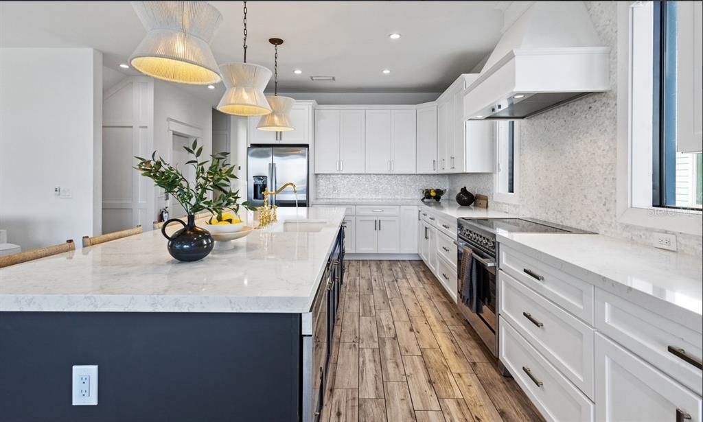 待售: $4,995,000 (8 贝兹, 8 浴室, 3500 平方英尺)