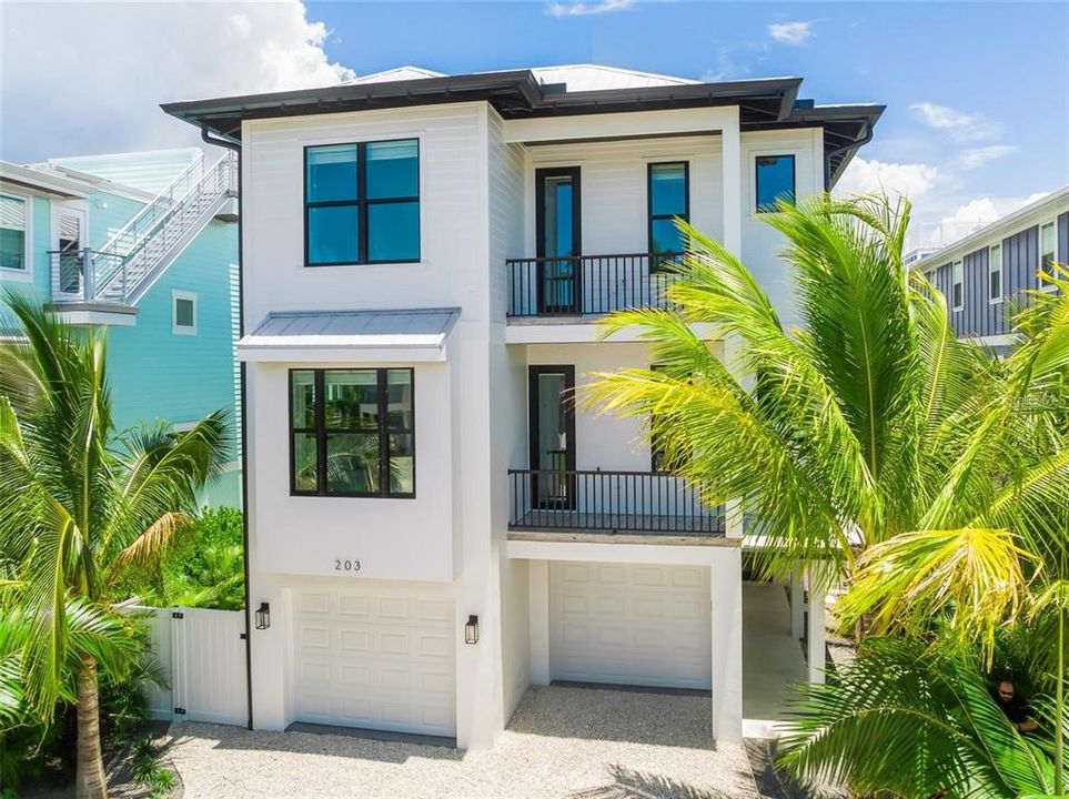 待售: $4,995,000 (8 贝兹, 8 浴室, 3500 平方英尺)