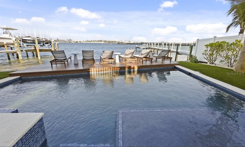 待售: $4,995,000 (8 贝兹, 8 浴室, 3500 平方英尺)