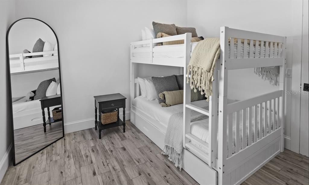 待售: $4,995,000 (8 贝兹, 8 浴室, 3500 平方英尺)