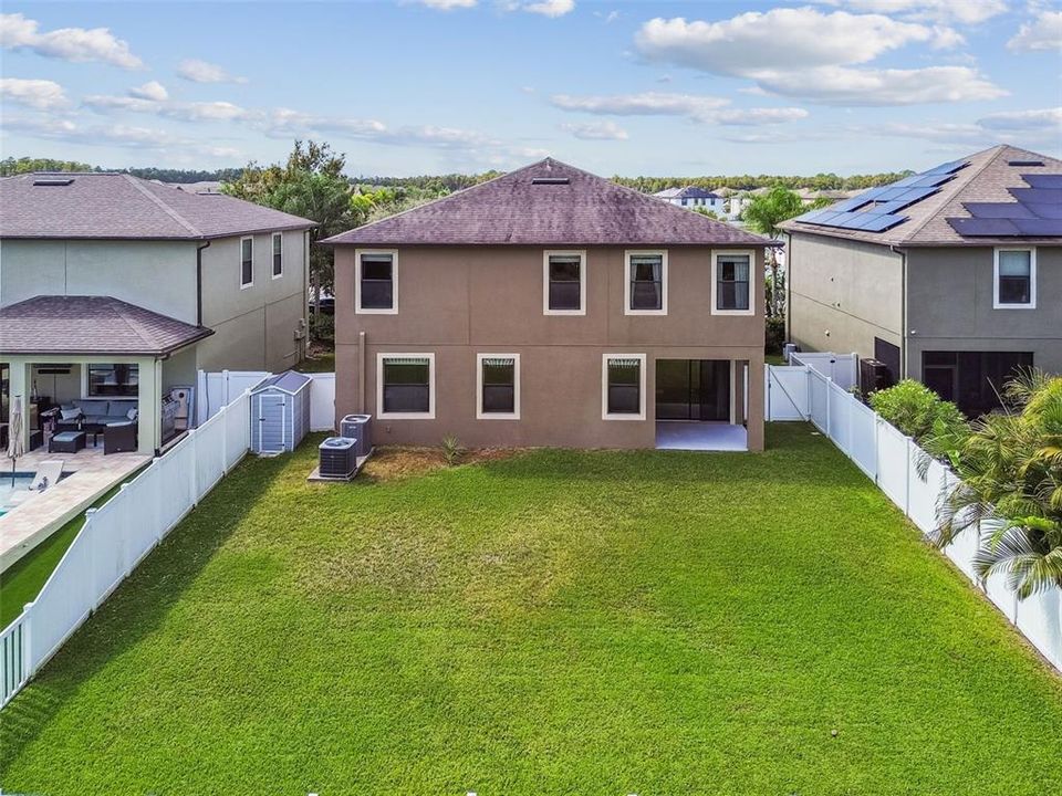 For Sale: $600,000 (6 beds, 4 baths, 3231 Square Feet)