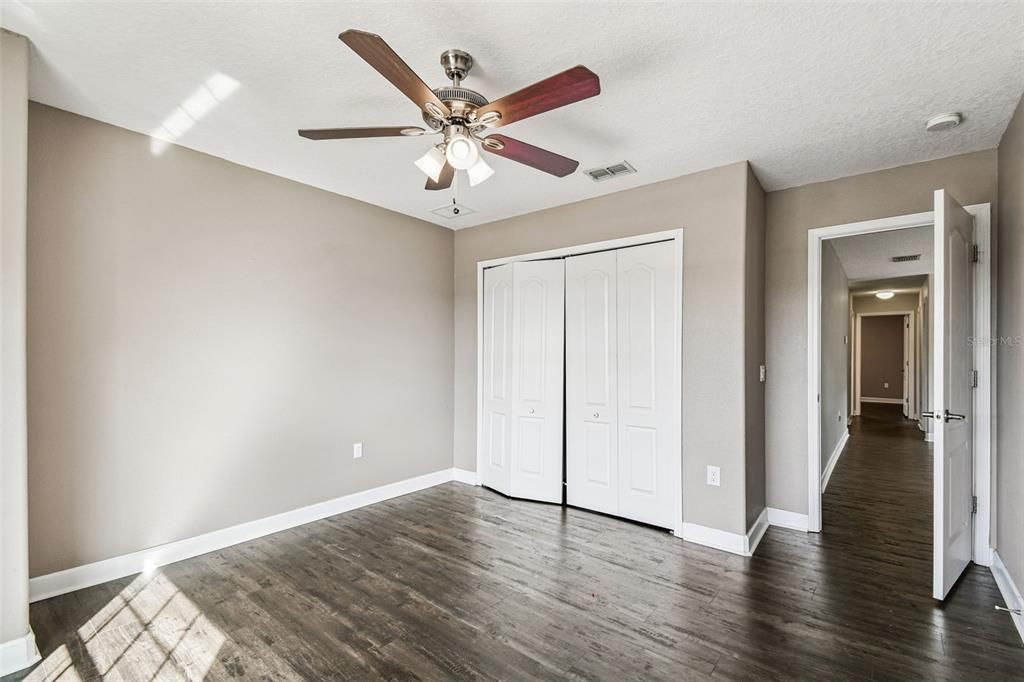 For Sale: $600,000 (6 beds, 4 baths, 3231 Square Feet)