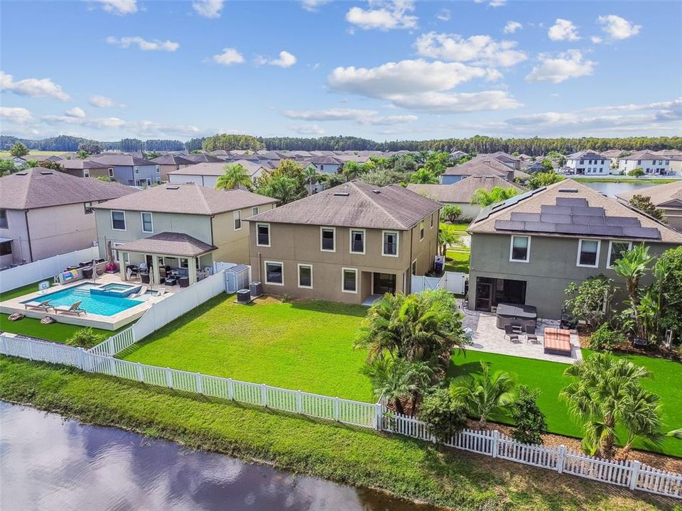 For Sale: $600,000 (6 beds, 4 baths, 3231 Square Feet)