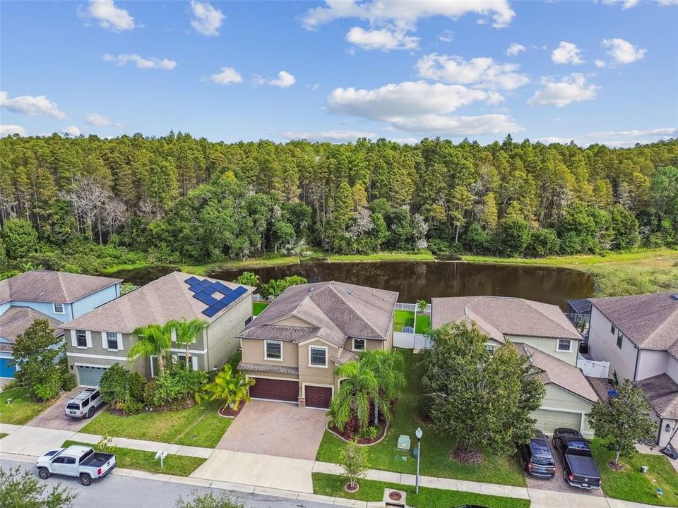 For Sale: $600,000 (6 beds, 4 baths, 3231 Square Feet)