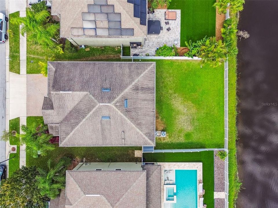 For Sale: $600,000 (6 beds, 4 baths, 3231 Square Feet)