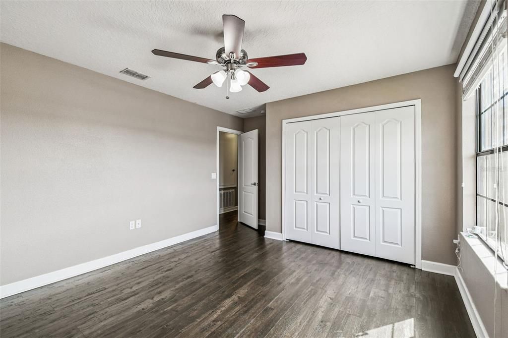 For Sale: $600,000 (6 beds, 4 baths, 3231 Square Feet)