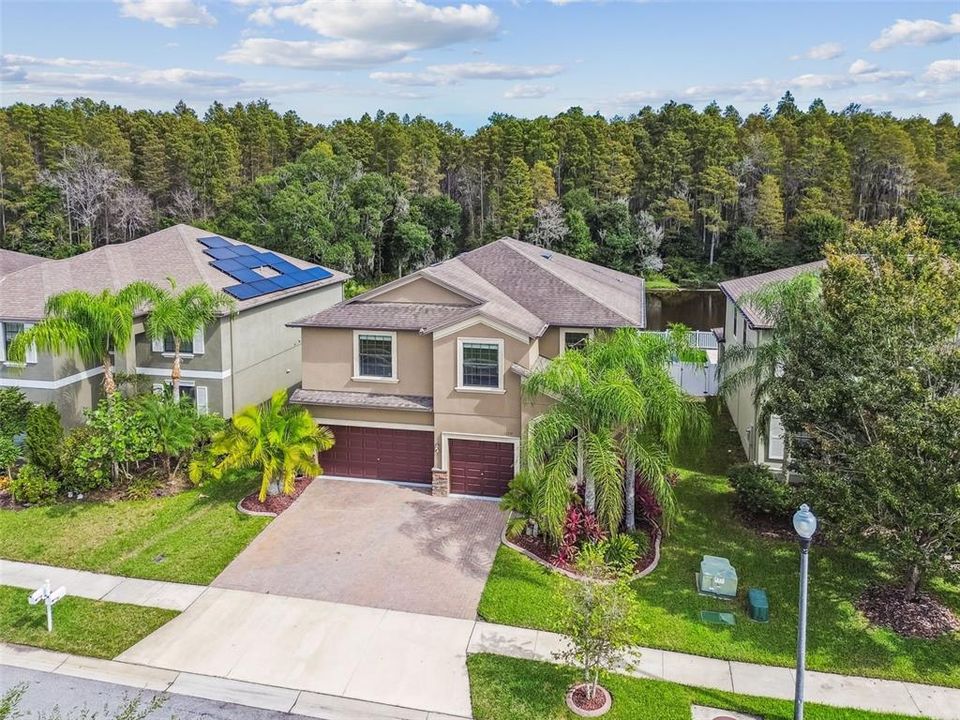 For Sale: $600,000 (6 beds, 4 baths, 3231 Square Feet)