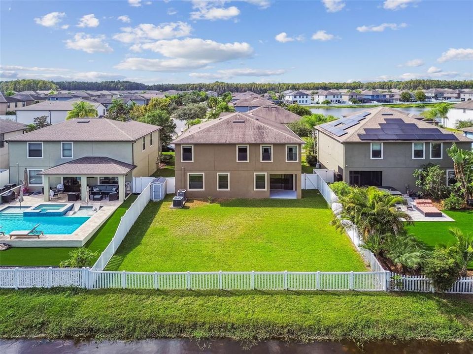 For Sale: $600,000 (6 beds, 4 baths, 3231 Square Feet)