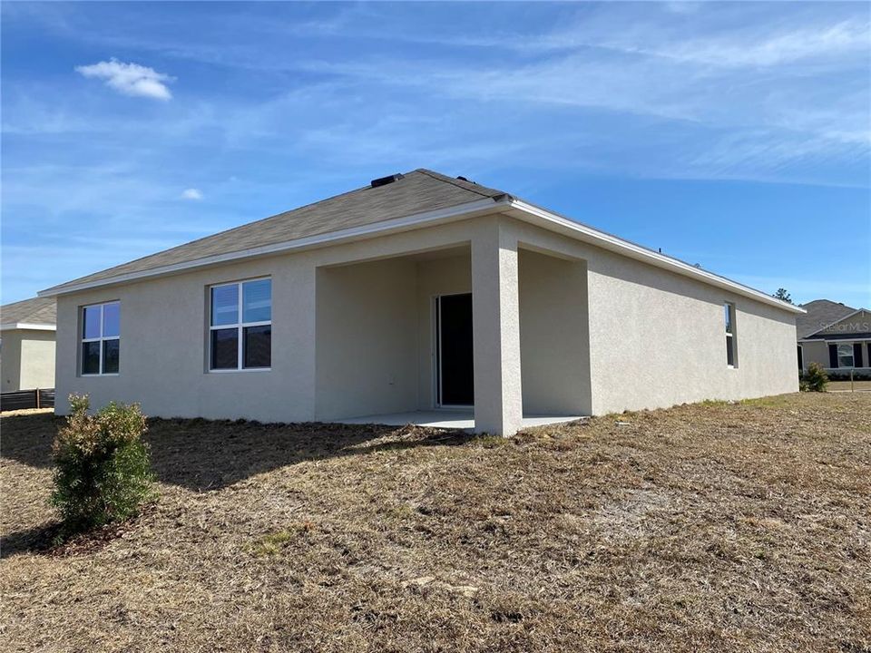 For Rent: $1,900 (4 beds, 2 baths, 1830 Square Feet)