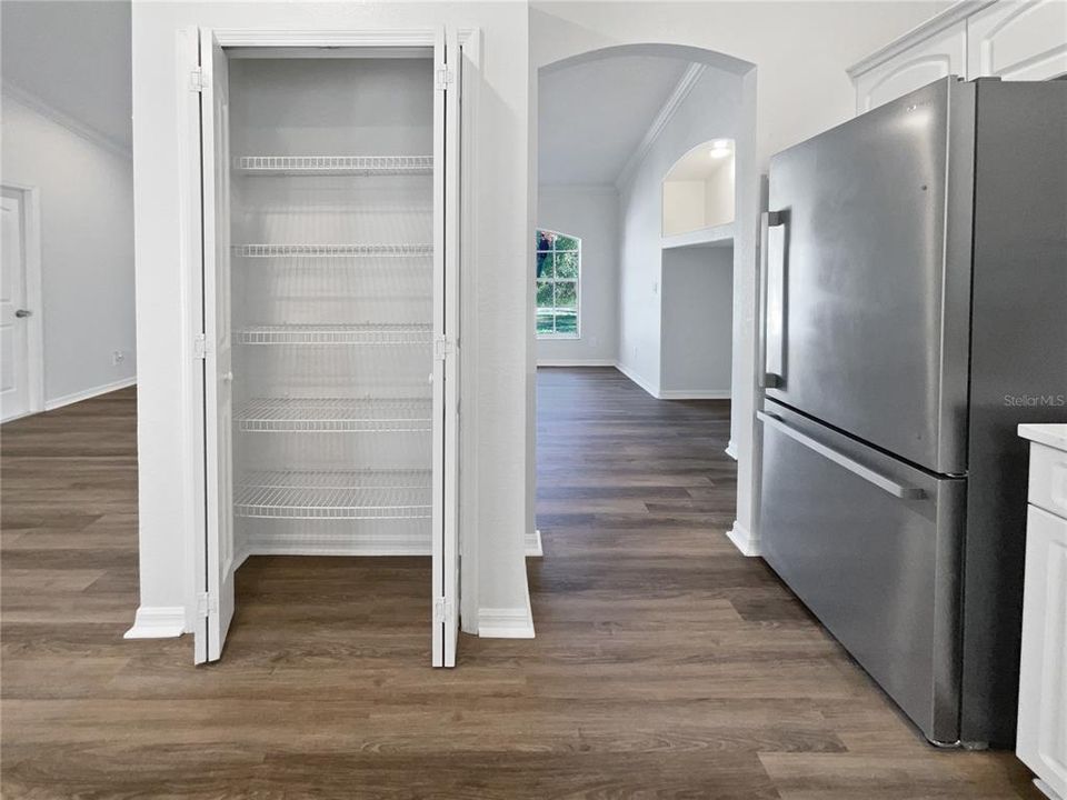 For Sale: $265,000 (3 beds, 2 baths, 1188 Square Feet)