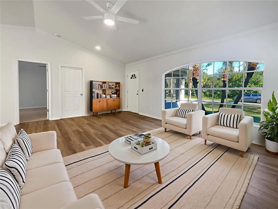 For Sale: $265,000 (3 beds, 2 baths, 1188 Square Feet)