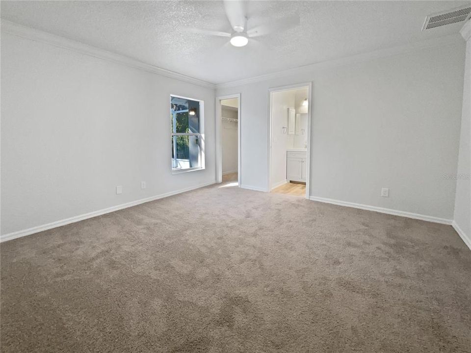 For Sale: $265,000 (3 beds, 2 baths, 1188 Square Feet)