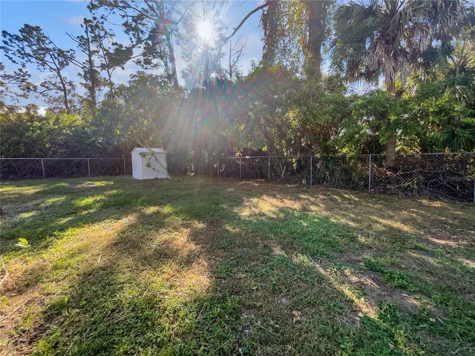 For Sale: $265,000 (3 beds, 2 baths, 1188 Square Feet)